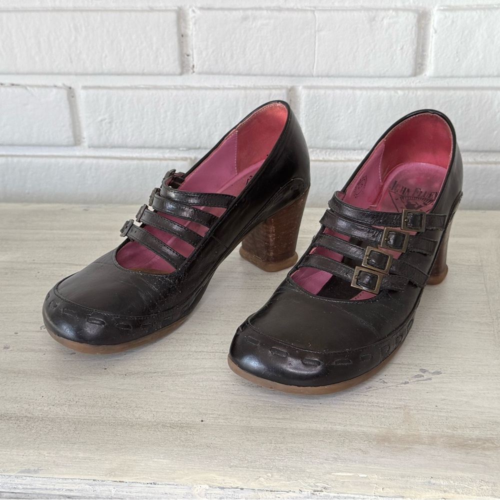 JOHN FLUEVOG OPERETTA ILLEANA 7.5 BLACK LEATHER PUMP 4 STRAP MARYJANE HEEL SHOE